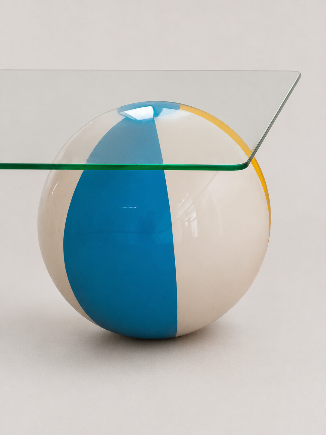 Aqua-Sphere Table